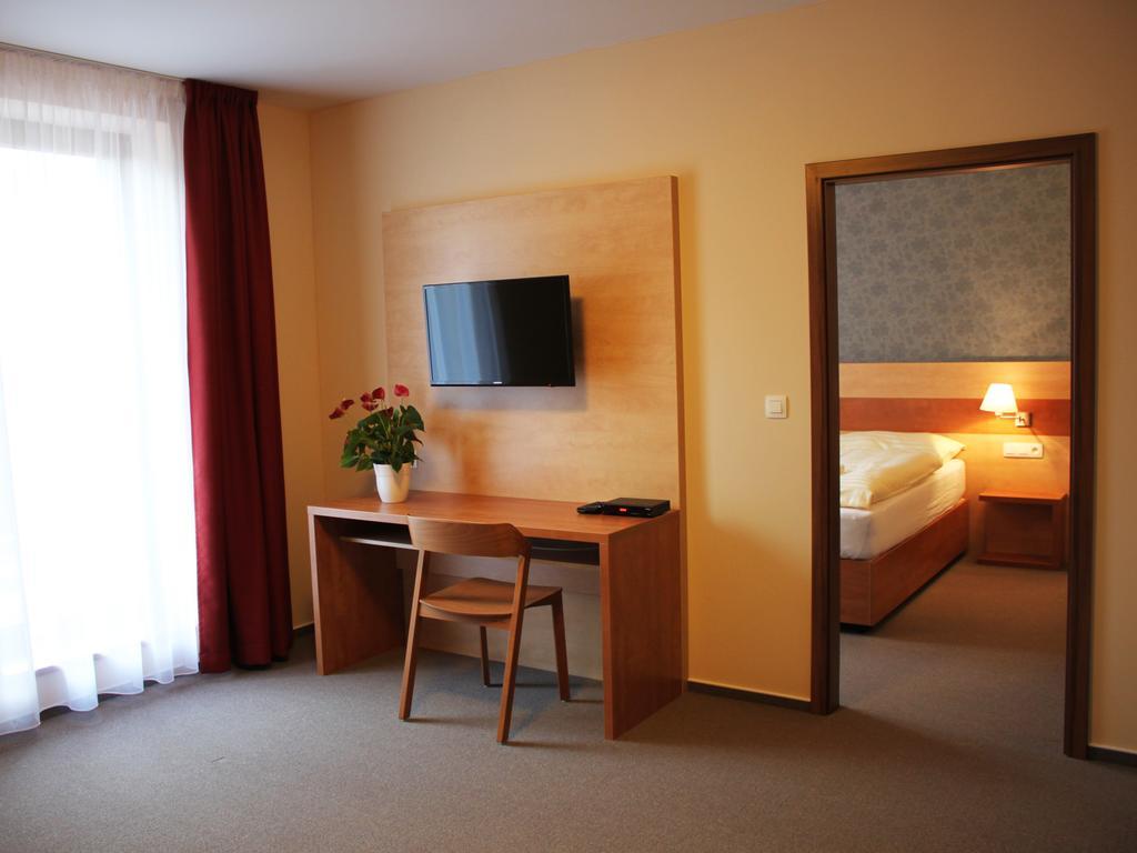 Hotel Toc ليبوفا لازن الغرفة الصورة